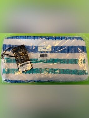 Scout 3 - Way Toiletry Bag Sucker Punch Striped
